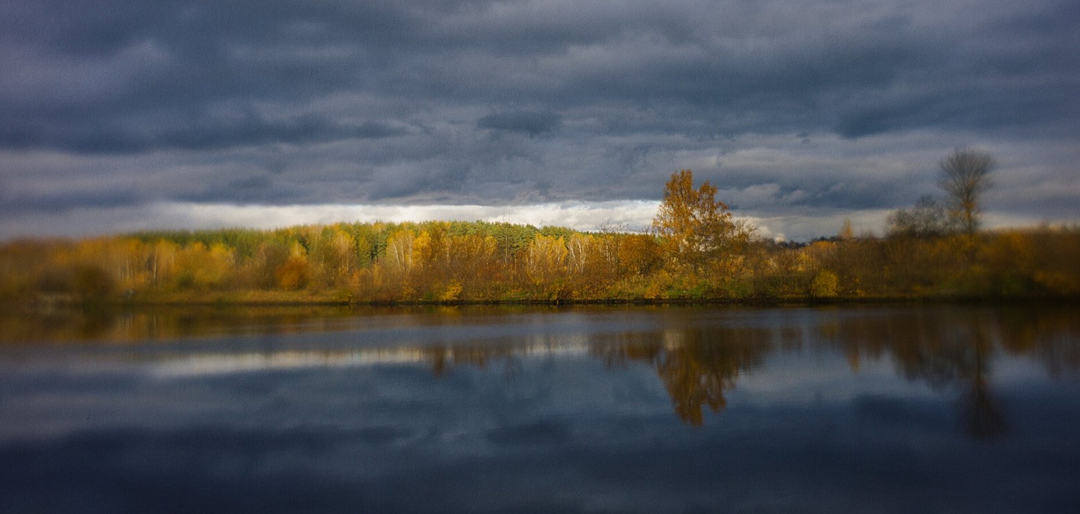 October in Photographs (2025)